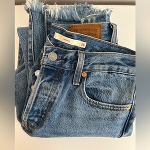 Levis “The Wedgie” (26)